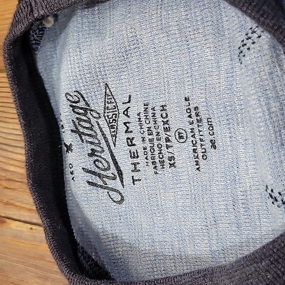 American eagle thermal top - Picture 3 of 4